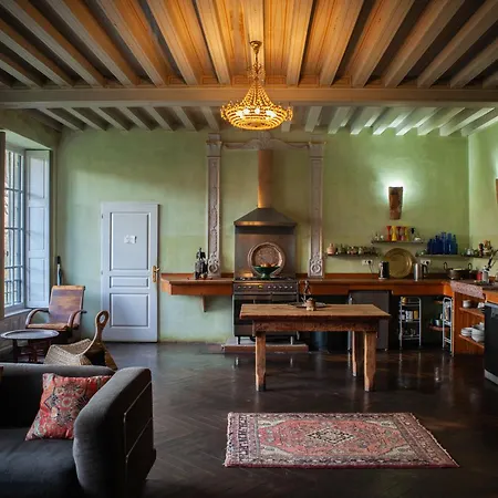Chateau In Medieval Bastide - Sleeps Up To 10 *