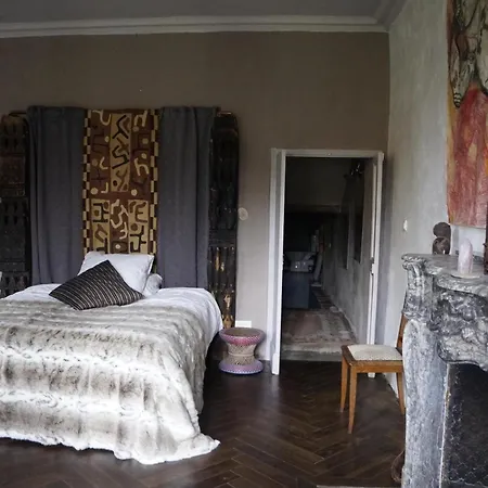 Vakantiehuis Chateau In Medieval Bastide - Sleeps Up To 10 Chalabre