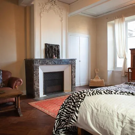 Vakantiehuis Chateau In Medieval Bastide - Sleeps Up To 10