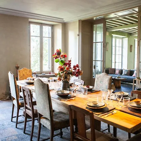 Chateau In Medieval Bastide - Sleeps Up To 10 *