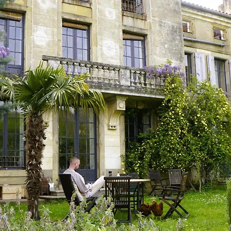 Chateau In Medieval Bastide - Sleeps Up To 10 Vakantiehuis