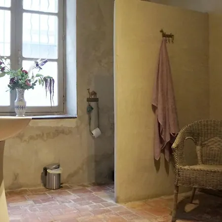 Chateau In Medieval Bastide - Sleeps Up To 10 *